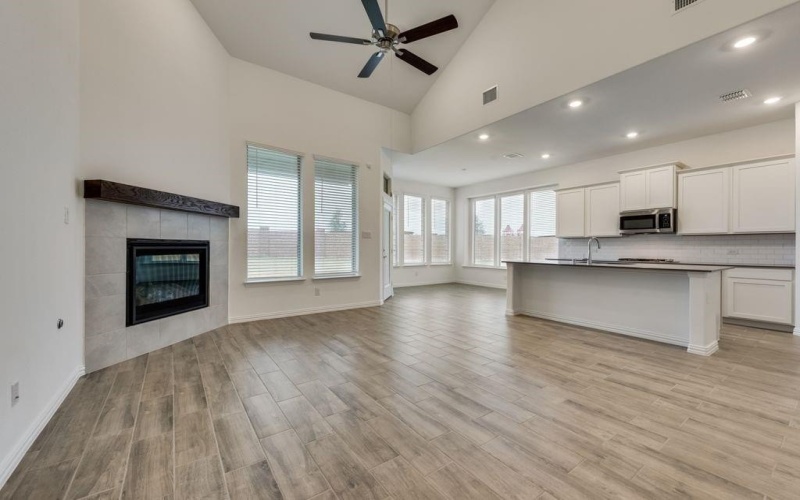 105 Breeds Hill Road, Little Elm, TX 75068, 4 Bedrooms Bedrooms, ,3 BathroomsBathrooms,Residential,For Sale,105 Breeds Hill Road,20910482