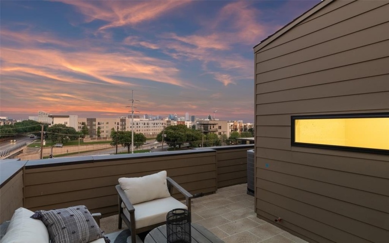 3032 Chimes Street, Dallas, TX 75219, 4 Habitaciones Habitaciones , ,5 BañosBaños,Residential,En Venta,3032 Chimes Street,20910841