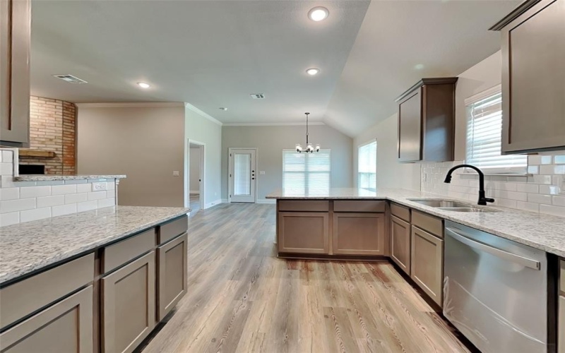 2011 Gabriel Drive, Sherman, TX 75092, 4 Habitaciones Habitaciones , ,2 BañosBaños,Residential Lease,En Alquiler,2011 Gabriel Drive,20911003