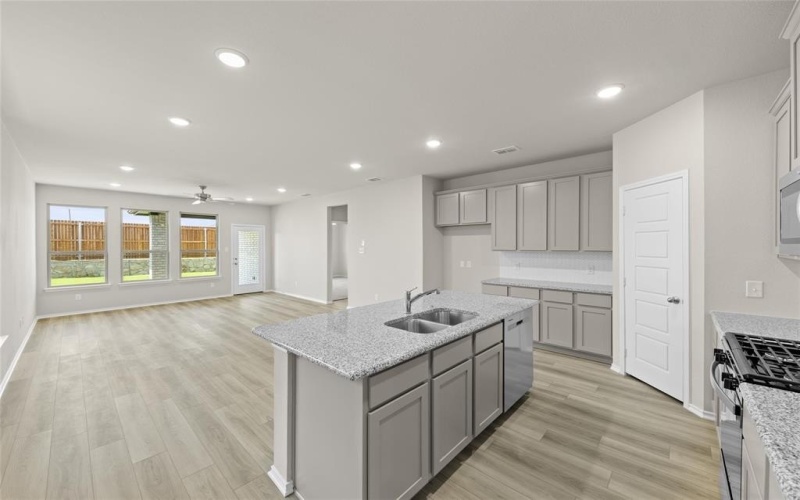 1416 Martingale Lane, Forney, TX 75126, 3 Bedrooms Bedrooms, ,2 BathroomsBathrooms,Residential,For Sale,1416 Martingale Lane,20911021
