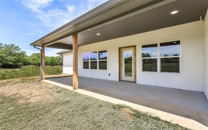 2909 Blue Heron Circle, Mount Pleasant, TX 75455, 3 Bedrooms Bedrooms, ,2 BathroomsBathrooms,Residential,For Sale,2909 Blue Heron Circle,20911026