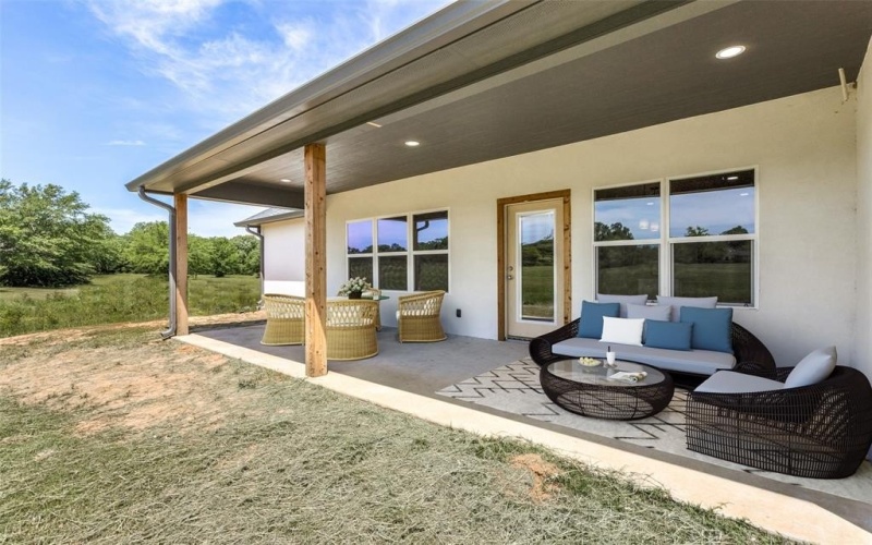 2909 Blue Heron Circle, Mount Pleasant, TX 75455, 3 Bedrooms Bedrooms, ,2 BathroomsBathrooms,Residential,For Sale,2909 Blue Heron Circle,20911026