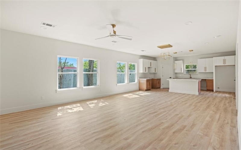 1613 bannock Avenue, Dallas, TX 75215, 3 Bedrooms Bedrooms, ,2 BathroomsBathrooms,Residential,For Sale,1613 bannock Avenue,20911267