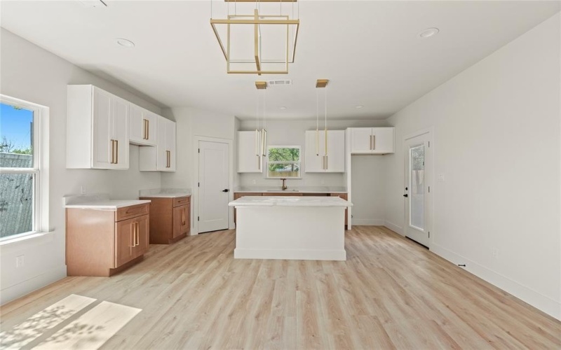 1613 bannock Avenue, Dallas, TX 75215, 3 Bedrooms Bedrooms, ,2 BathroomsBathrooms,Residential,For Sale,1613 bannock Avenue,20911267