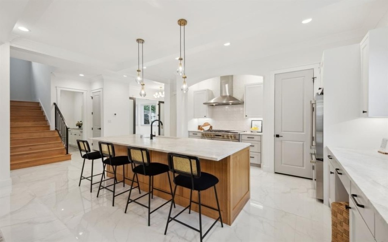 6631 Tyree Street, Dallas, TX 75209, 6 Bedrooms Bedrooms, ,5 BathroomsBathrooms,Residential,For Sale,6631 Tyree Street,20911390
