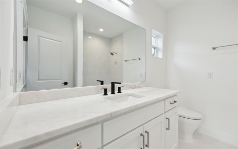 6631 Tyree Street, Dallas, TX 75209, 6 Bedrooms Bedrooms, ,5 BathroomsBathrooms,Residential,For Sale,6631 Tyree Street,20911390