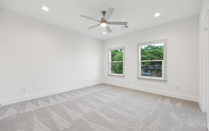 6631 Tyree Street, Dallas, TX 75209, 6 Bedrooms Bedrooms, ,5 BathroomsBathrooms,Residential,For Sale,6631 Tyree Street,20911390
