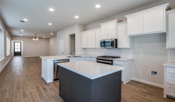 3128 Cottontail Drive, Little Elm, TX 75068, 3 Bedrooms Bedrooms, ,2 BathroomsBathrooms,Residential Lease,For Rent,3128 Cottontail Drive,20911594