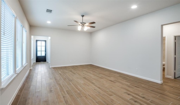 3128 Cottontail Drive, Little Elm, TX 75068, 3 Bedrooms Bedrooms, ,2 BathroomsBathrooms,Residential Lease,For Rent,3128 Cottontail Drive,20911594