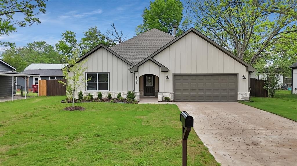 504 Pendleton Street, Farmersville, TX 75442, 3 Bedrooms Bedrooms, ,2 BathroomsBathrooms,Residential,For Sale,504 Pendleton Street,20909519