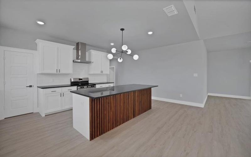120 Blackfoot, Bridgeport, TX 76426, 3 Bedrooms Bedrooms, ,2 BathroomsBathrooms,Residential,For Sale,120 Blackfoot,20909601
