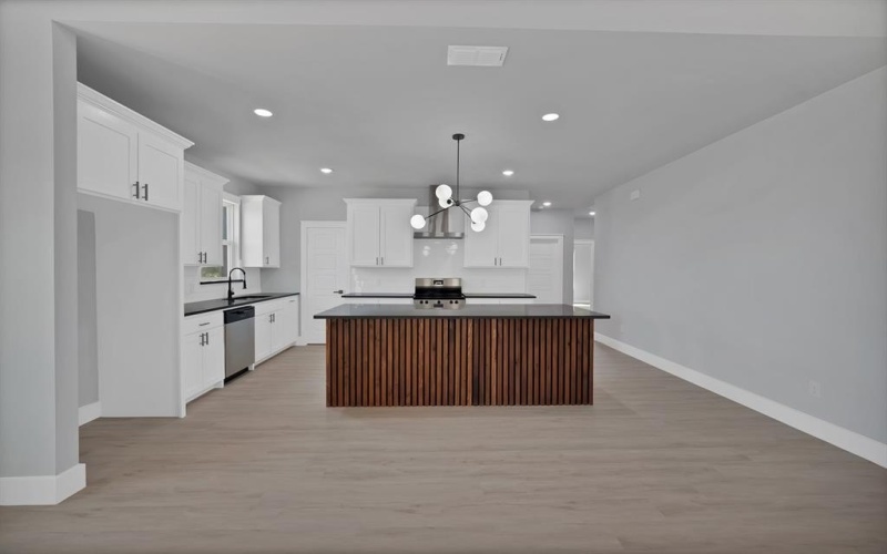 120 Blackfoot, Bridgeport, TX 76426, 3 Bedrooms Bedrooms, ,2 BathroomsBathrooms,Residential,For Sale,120 Blackfoot,20909601