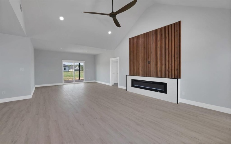 120 Blackfoot, Bridgeport, TX 76426, 3 Bedrooms Bedrooms, ,2 BathroomsBathrooms,Residential,For Sale,120 Blackfoot,20909601