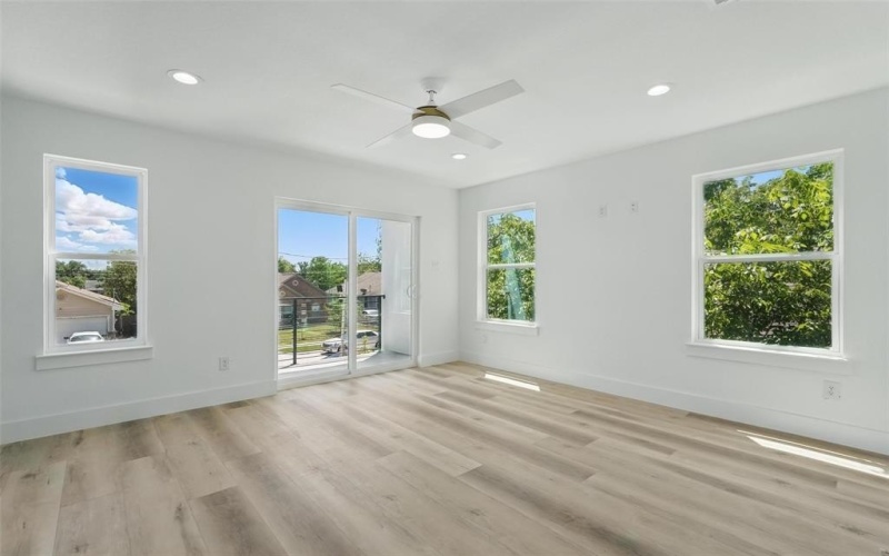 2721 Peabody Avenue, Dallas, TX 75215, 3 Bedrooms Bedrooms, ,2 BathroomsBathrooms,Residential,For Sale,2721 Peabody Avenue,20911815