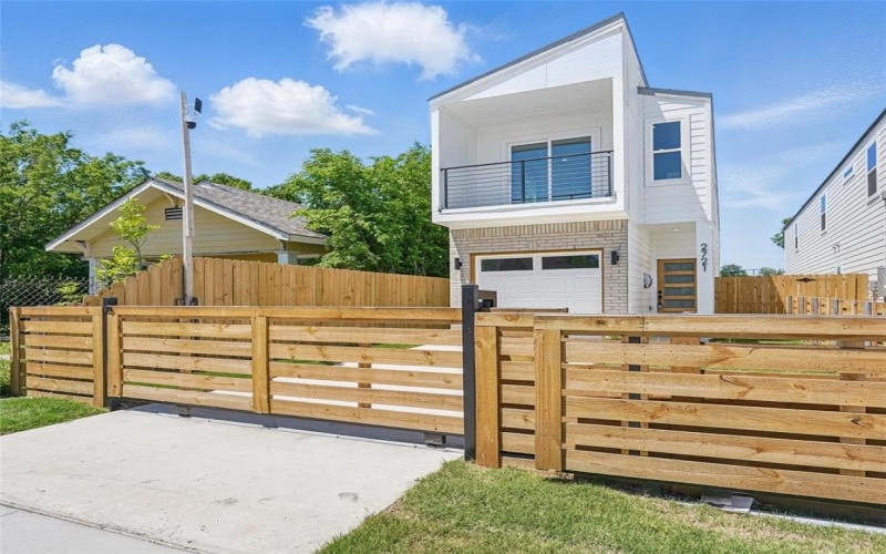 2721 Peabody Avenue, Dallas, TX 75215, 3 Bedrooms Bedrooms, ,2 BathroomsBathrooms,Residential,For Sale,2721 Peabody Avenue,20911815