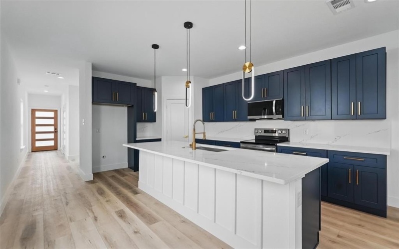 2721 Peabody Avenue, Dallas, TX 75215, 3 Bedrooms Bedrooms, ,2 BathroomsBathrooms,Residential,For Sale,2721 Peabody Avenue,20911815