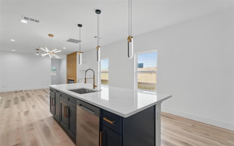 2721 Peabody Avenue, Dallas, TX 75215, 3 Bedrooms Bedrooms, ,2 BathroomsBathrooms,Residential,For Sale,2721 Peabody Avenue,20911815