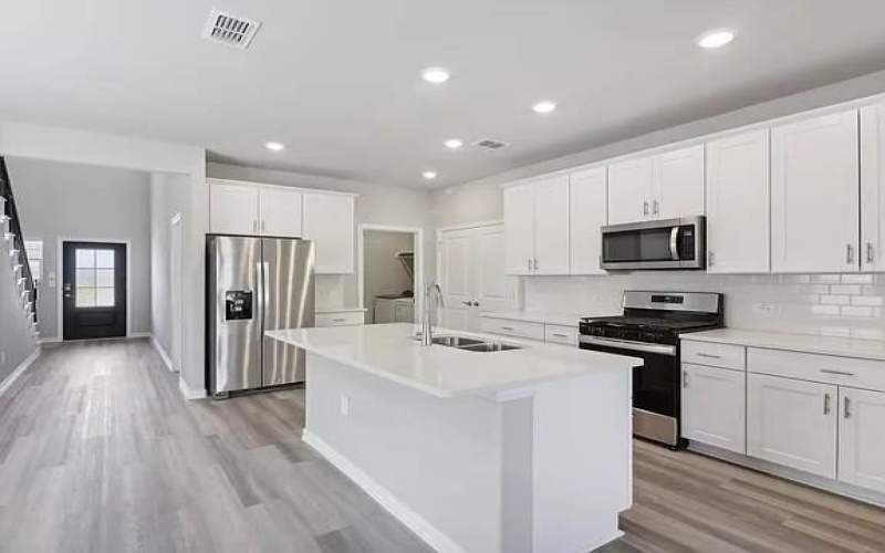 810 Hemingway Lane, McKinney, TX 75069, 4 Bedrooms Bedrooms, ,2 BathroomsBathrooms,Residential Lease,For Rent,810 Hemingway Lane,20911829