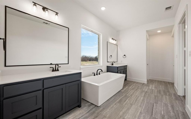 4309 Sandstrom Way, Fort Worth, TX 76179, 4 Bedrooms Bedrooms, ,3 BathroomsBathrooms,Residential,For Sale,4309 Sandstrom Way,20911874