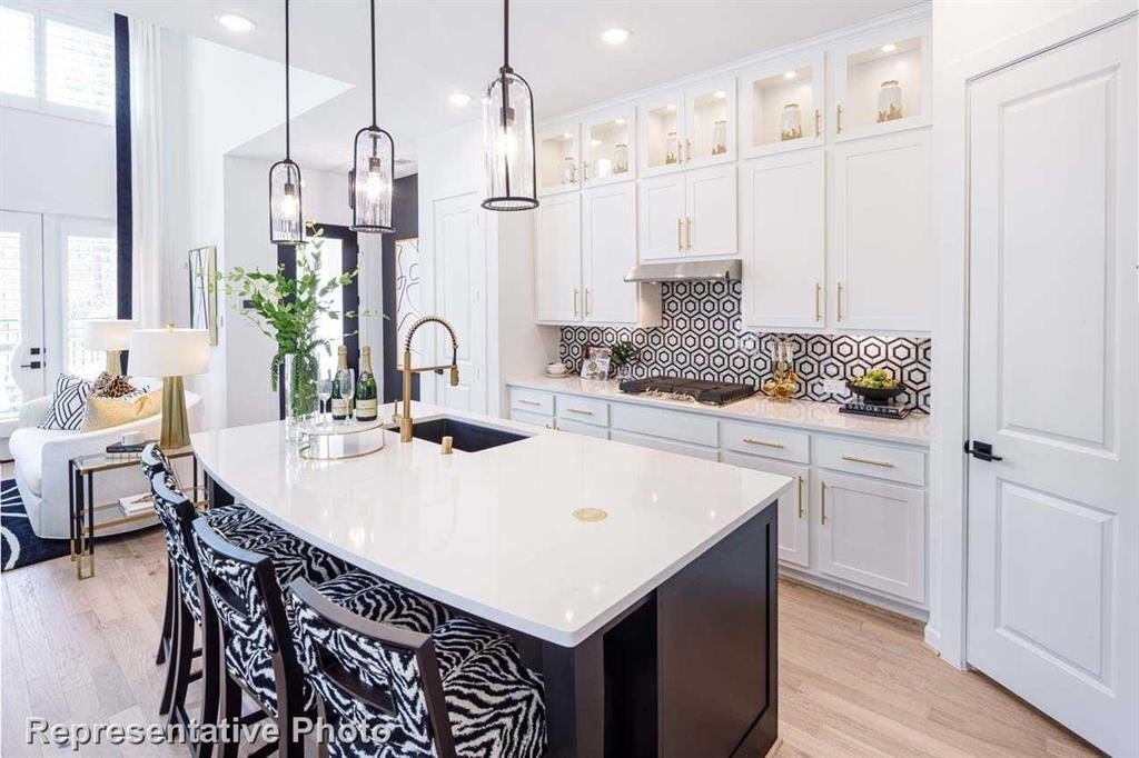 13908 Watch Hill Lane, Aledo, TX 76008, 3 Bedrooms Bedrooms, ,2 BathroomsBathrooms,Residential,For Sale,13908 Watch Hill Lane,20910008