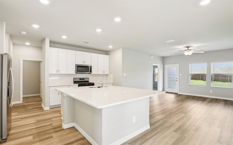 921 Dayflower Court, Lavon, TX 75166, 3 Bedrooms Bedrooms, ,2 BathroomsBathrooms,Residential,For Sale,921 Dayflower Court,20910019