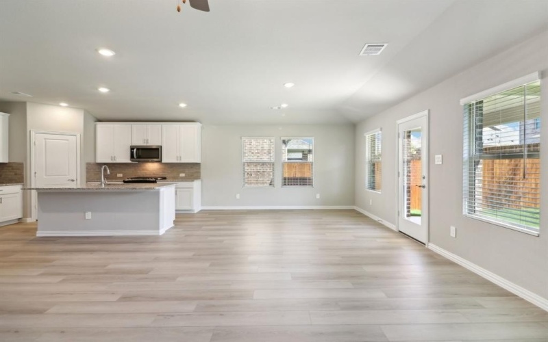 2318 Lone Star Lane, Seagoville, TX 75159, 4 Bedrooms Bedrooms, ,3 BathroomsBathrooms,Residential,For Sale,2318 Lone Star Lane,20910025