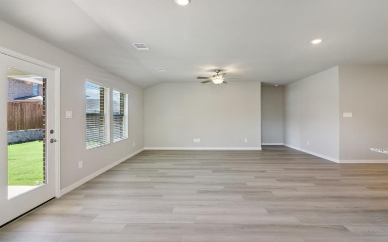 2318 Lone Star Lane, Seagoville, TX 75159, 4 Bedrooms Bedrooms, ,3 BathroomsBathrooms,Residential,For Sale,2318 Lone Star Lane,20910025