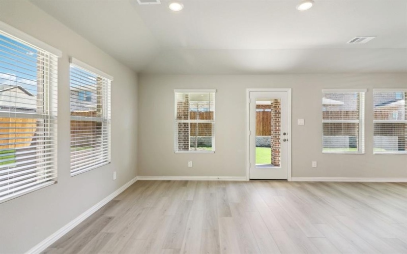 2318 Lone Star Lane, Seagoville, TX 75159, 4 Bedrooms Bedrooms, ,3 BathroomsBathrooms,Residential,For Sale,2318 Lone Star Lane,20910025