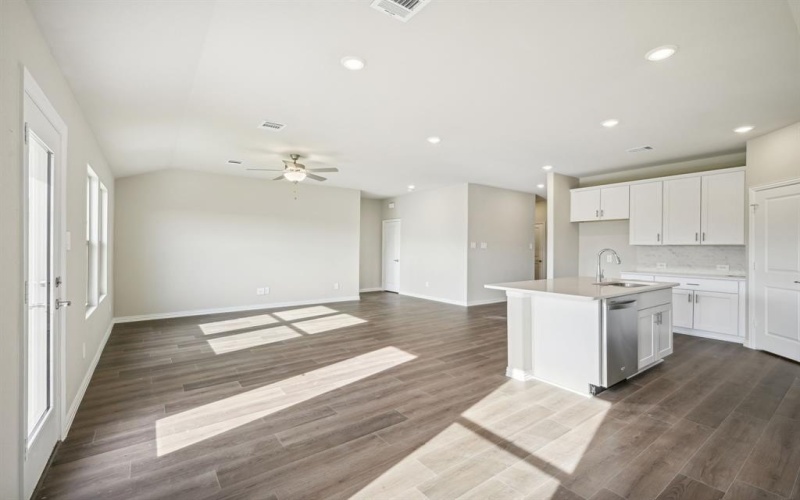 2316 Lone Star Lane, Seagoville, TX 75159, 3 Bedrooms Bedrooms, ,2 BathroomsBathrooms,Residential,For Sale,2316 Lone Star Lane,20910034
