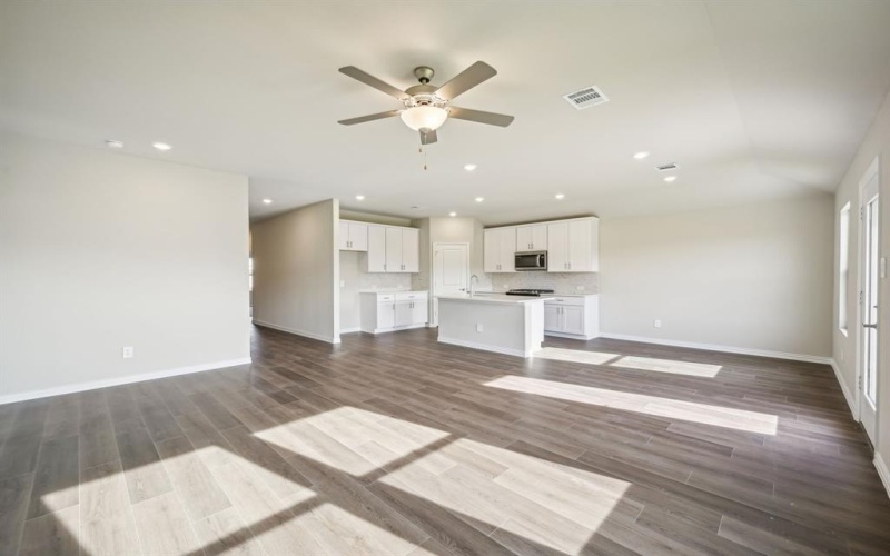 2316 Lone Star Lane, Seagoville, TX 75159, 3 Bedrooms Bedrooms, ,2 BathroomsBathrooms,Residential,For Sale,2316 Lone Star Lane,20910034