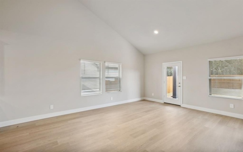 2314 Lone Star Lane, Seagoville, TX 75159, 5 Bedrooms Bedrooms, ,3 BathroomsBathrooms,Residential,For Sale,2314 Lone Star Lane,20910042