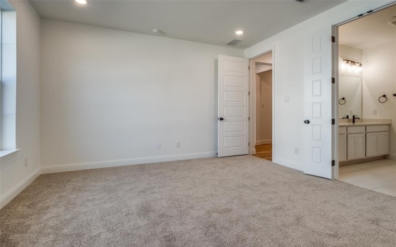 6240 Fortuna Lane, McKinney, TX 75070, 4 Bedrooms Bedrooms, ,5 BathroomsBathrooms,Residential,For Sale,6240 Fortuna Lane,20912092