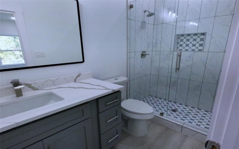 286 10th Street, Paris, TX 75460, 3 Bedrooms Bedrooms, ,2 BathroomsBathrooms,Residential,For Sale,286 10th Street,20912189