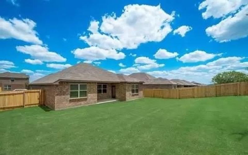 1001 Tumbleweed Trail, Crowley, TX 76036, 3 Bedrooms Bedrooms, ,2 BathroomsBathrooms,Residential Lease,For Rent,1001 Tumbleweed Trail,20912451