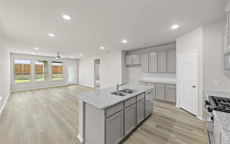 473 Silent Pond Park, Lavon, TX 75166, 3 Habitaciones Habitaciones , ,2 BañosBaños,Residential,En Venta,473 Silent Pond Park,20910246