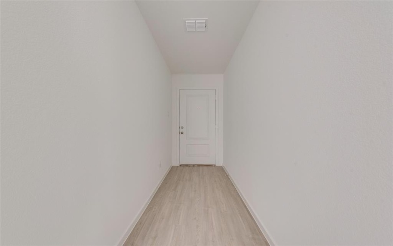 905 Shady Oaks Drive, Ennis, TX 75119, 3 Bedrooms Bedrooms, ,2 BathroomsBathrooms,Residential,For Sale,905 Shady Oaks Drive,20912492