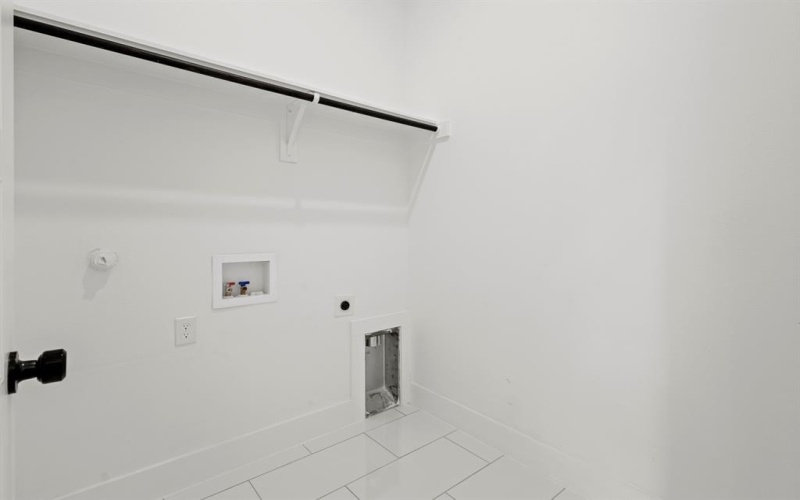 2827 Grafton Avenue, Dallas, TX 75211, 4 Habitaciones Habitaciones , ,3 BañosBaños,Residential,En Venta,2827 Grafton Avenue,20914801