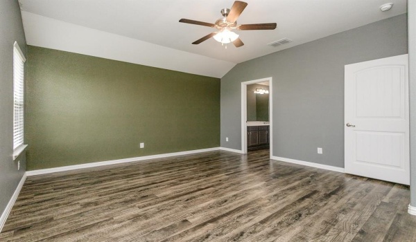 146 Willowbend Loop, Mabank, TX 75156, 4 Bedrooms Bedrooms, ,2 BathroomsBathrooms,Residential,For Sale,146 Willowbend Loop,20912779