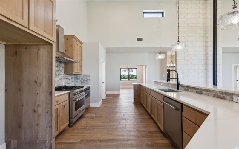 700 Brown Road, Palo Pinto, TX 76484, 5 Bedrooms Bedrooms, ,3 BathroomsBathrooms,Residential,For Sale,700 Brown Road,20912839