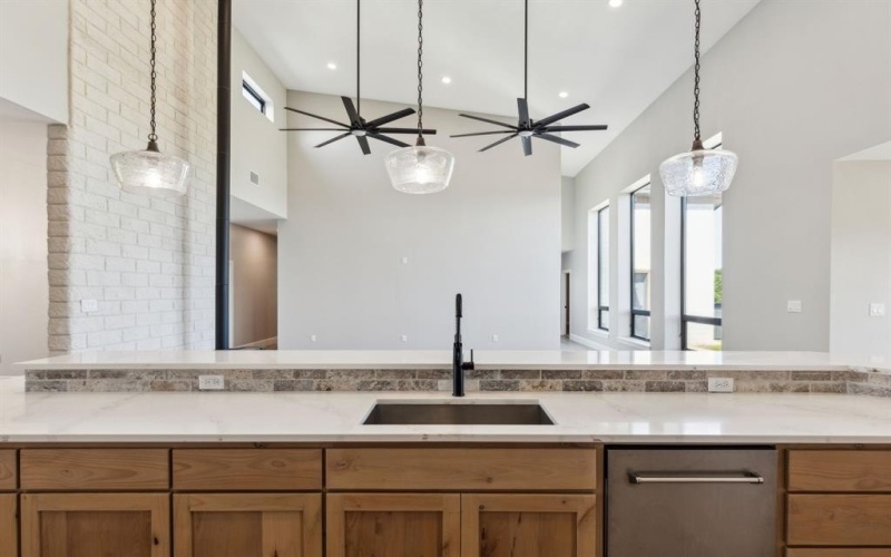 700 Brown Road, Palo Pinto, TX 76484, 5 Bedrooms Bedrooms, ,3 BathroomsBathrooms,Residential,For Sale,700 Brown Road,20912839