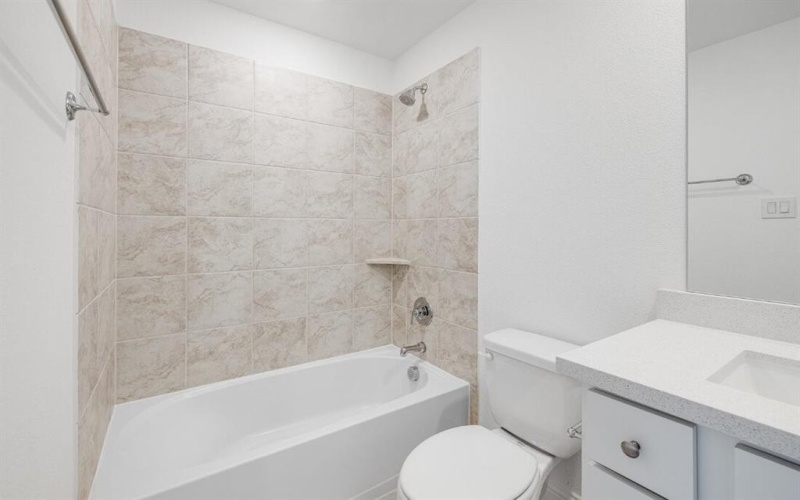 1224 La Bamba Drive, Fort Worth, TX 76052, 5 Bedrooms Bedrooms, ,3 BathroomsBathrooms,Residential,For Sale,1224 La Bamba Drive,20915135