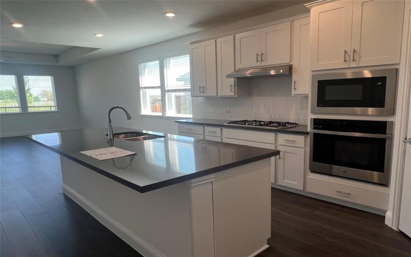 1224 La Bamba Drive, Fort Worth, TX 76052, 5 Bedrooms Bedrooms, ,3 BathroomsBathrooms,Residential,For Sale,1224 La Bamba Drive,20915135