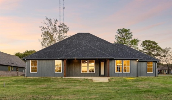4858 S Theresa Drive, Denison, TX 75020, 3 Bedrooms Bedrooms, ,2 BathroomsBathrooms,Residential,For Sale,4858 S Theresa Drive,20915241
