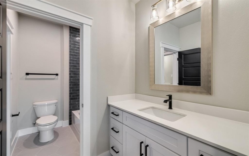 4858 S Theresa Drive, Denison, TX 75020, 3 Bedrooms Bedrooms, ,2 BathroomsBathrooms,Residential,For Sale,4858 S Theresa Drive,20915241