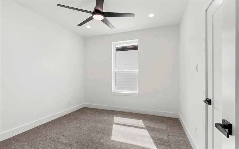 1910 Duluth Street, Dallas, TX 75212, 3 Habitaciones Habitaciones , ,2 BañosBaños,Residential,En Venta,1910 Duluth Street,20915307