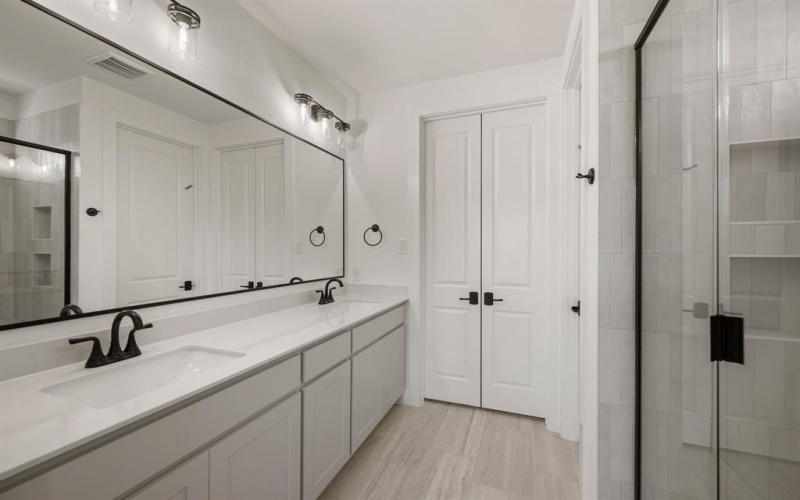 12263 Ross Calhoun Drive, Fort Worth, TX 76179, 4 Bedrooms Bedrooms, ,2 BathroomsBathrooms,Residential,For Sale,12263 Ross Calhoun Drive,20912935