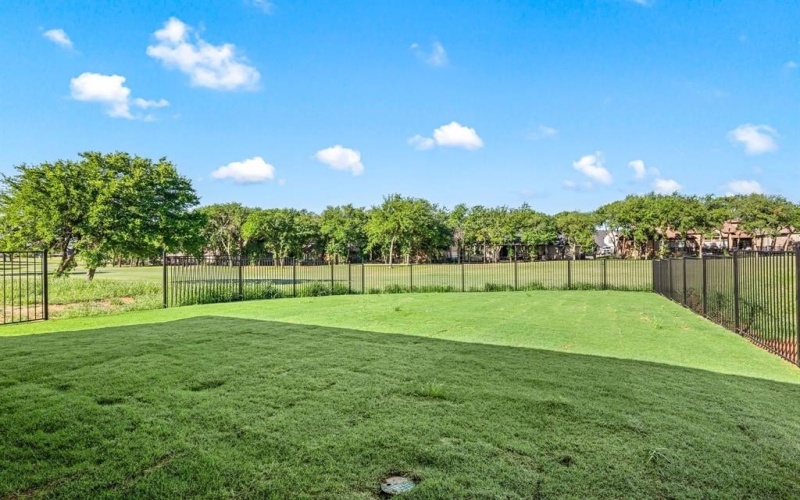 12263 Ross Calhoun Drive, Fort Worth, TX 76179, 4 Bedrooms Bedrooms, ,2 BathroomsBathrooms,Residential,For Sale,12263 Ross Calhoun Drive,20912935