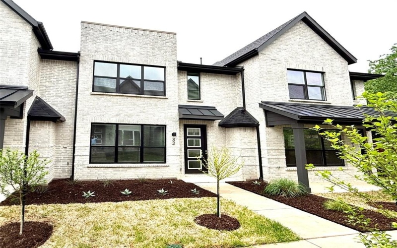 32 Raven Way, Farmers Branch, TX 75234, 2 Bedrooms Bedrooms, ,2 BathroomsBathrooms,Residential Lease,For Rent,32 Raven Way,20915460