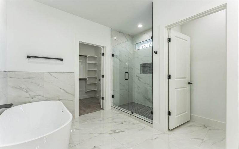 2327 Lawrence Street, Dallas, TX 75215, 4 Habitaciones Habitaciones , ,3 BañosBaños,Residential,En Venta,2327 Lawrence Street,20913024