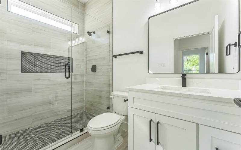 2327 Lawrence Street, Dallas, TX 75215, 4 Habitaciones Habitaciones , ,3 BañosBaños,Residential,En Venta,2327 Lawrence Street,20913024